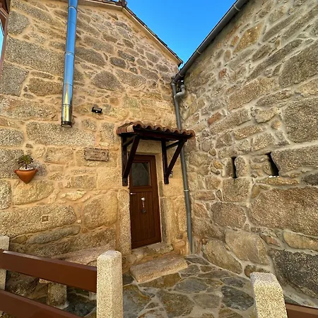 A Casina Da Palmera Vilar (A Coruna)